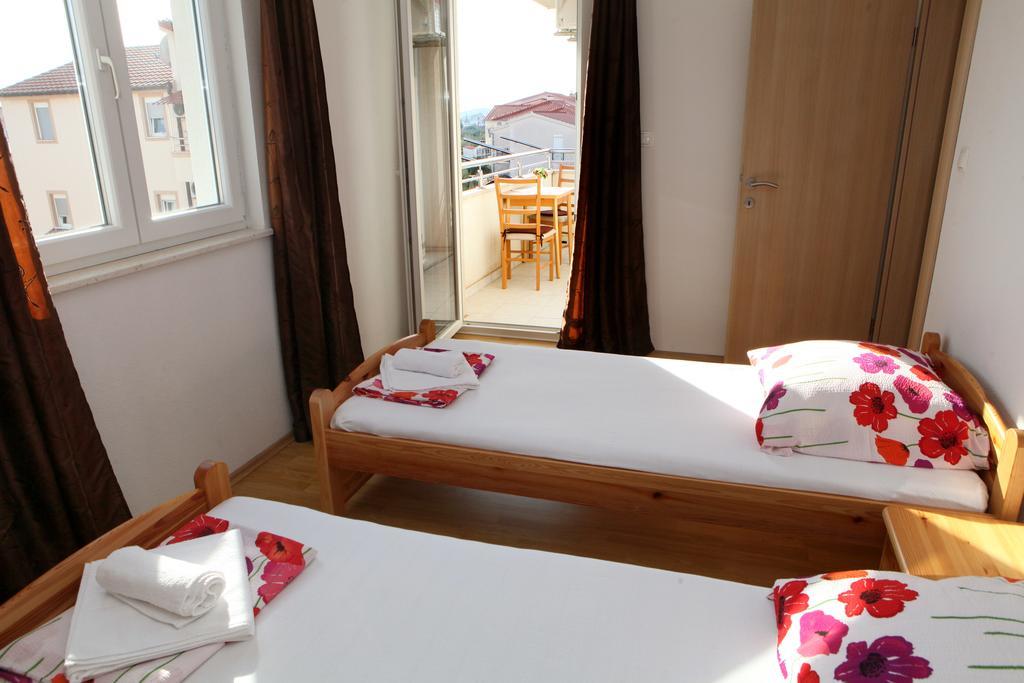 Apartments Villa Karlo Kaštela Εξωτερικό φωτογραφία